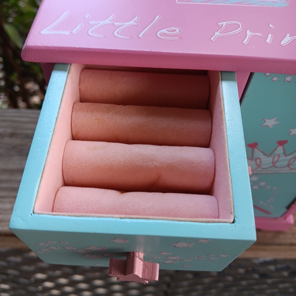 Little Princess Jewelry Box - Picture 4 of 11
